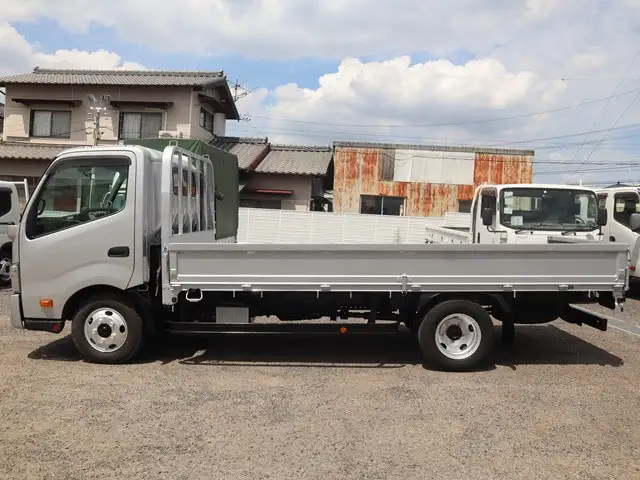 トヨタ トヨエース 小型 平ボディ 床鉄板 2RG-XZC710の中古トラック画像6