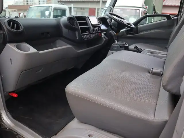トヨタ トヨエース 小型 平ボディ 床鉄板 2RG-XZC710の中古トラック画像12