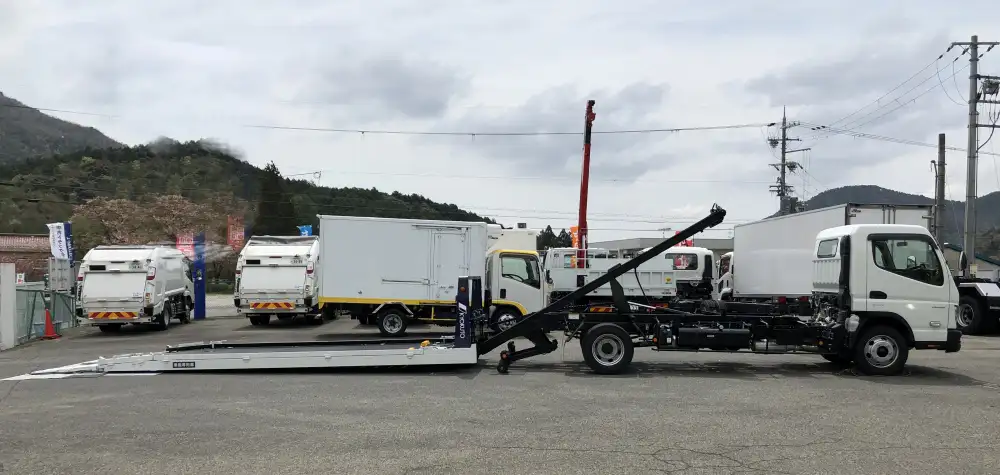 三菱 キャンター 小型 車両重機運搬 ラジコン ウインチの中古トラック画像5