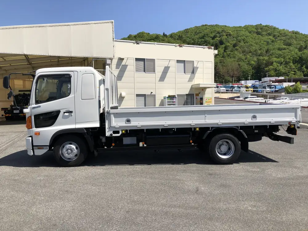 日野 レンジャー 中型/増トン 平ボディ ベッド TKG-FD7JGAAの中古トラック画像8