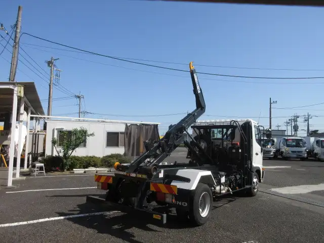 日野 レンジャー 中型/増トン アームロール ツインホイスト 2KG-FC2ABAの中古トラック画像7