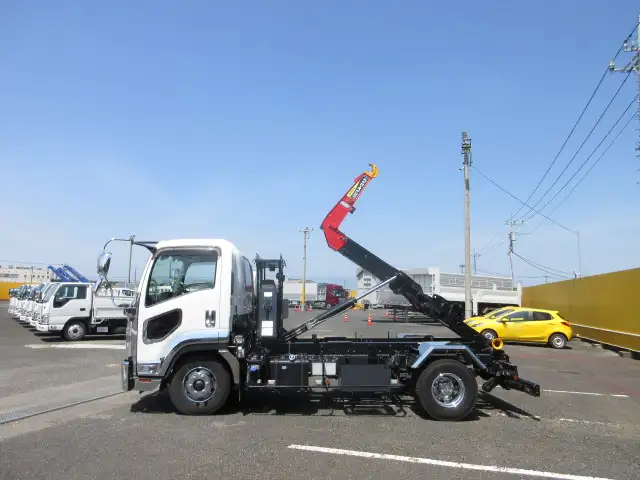いすゞ フォワード 中型/増トン アームロール ツインホイスト 2RG-FRR90S2の中古トラック画像5