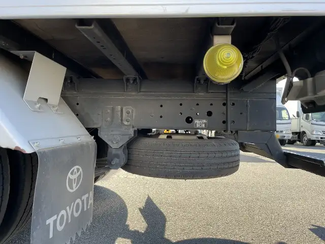 トヨタ トヨエース 小型 アルミバン サイドドア TPG-XZC605の中古トラック画像像17