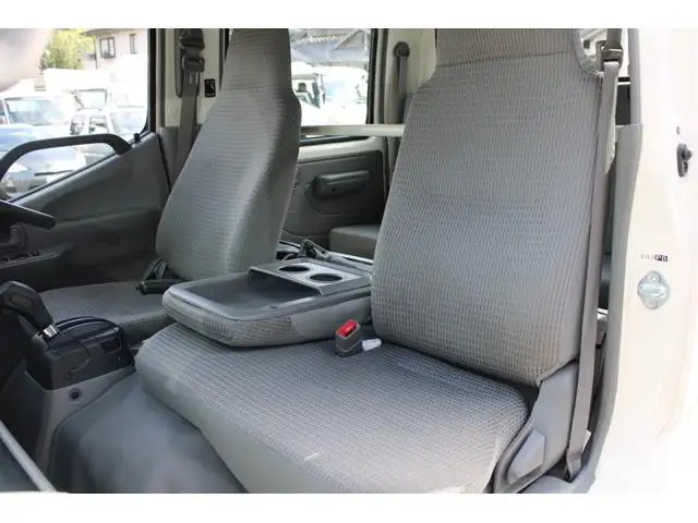 日野 デュトロ 小型 平ボディ Wキャブ の中古トラック画像9