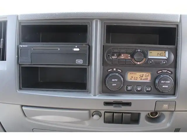 いすゞ フォワード 中型/増トン パッカー車 プレス式 ベッドの中古トラック画像13