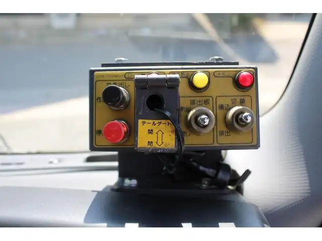 いすゞ フォワード 中型/増トン パッカー車 プレス式 ベッドの中古トラック画像14