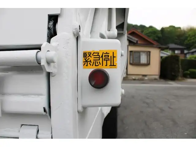 いすゞ エルフ 小型 パッカー車 プレス式 の中古トラック画像9