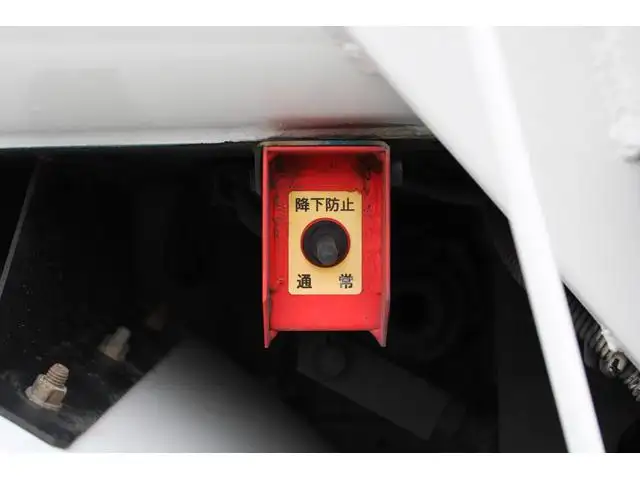 いすゞ エルフ 小型 パッカー車 プレス式 の中古トラック画像10