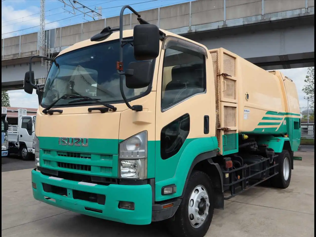 いすゞ フォワード 中型/増トン パッカー車 PDG-FTR34S2 の中古