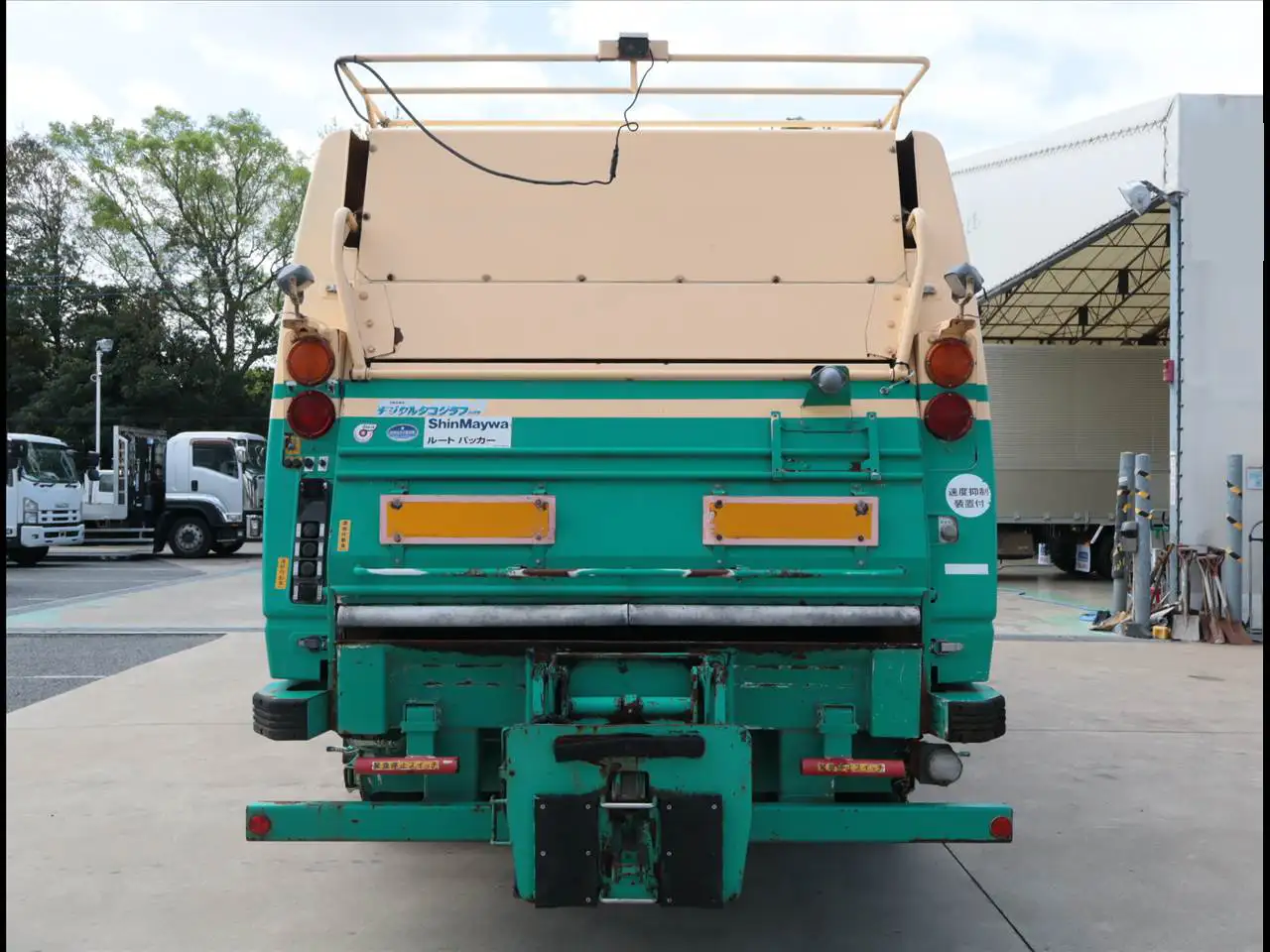 いすゞ フォワード 中型/増トン パッカー車 巻き込み式 PDG-FTR34S2の中古トラック画像3