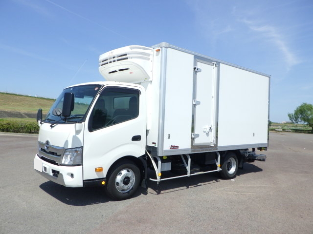 日野 デュトロ 小型 冷凍冷蔵 ワイドロング 2RG-XZU712