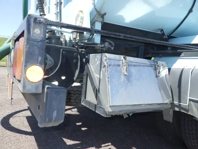 日野 レンジャー 中型/増トン タンク車 バキューム TKG-FC9JCAPの中古トラック画像11