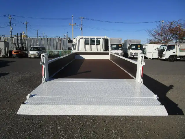 日野 デュトロ 小型 平ボディ パワーゲート 2PG-XZU720Mの中古トラック画像8