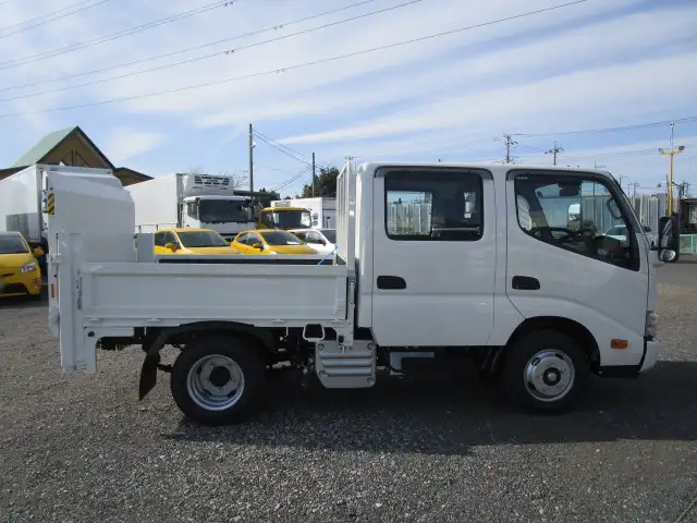 日野 デュトロ 小型 平ボディ Wキャブ パワーゲートの中古トラック画像3