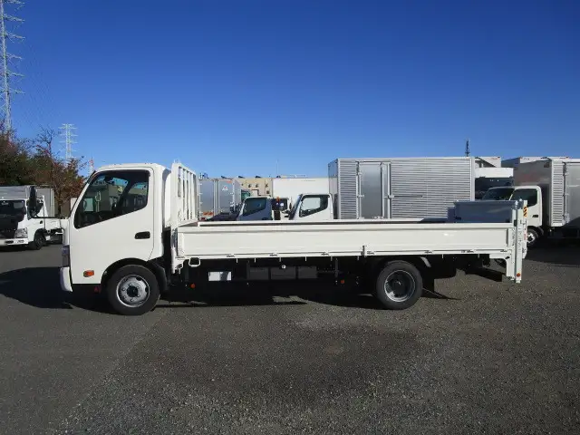 日野 デュトロ 小型 平ボディ パワーゲート 2KG-XZU720Mの中古トラック画像5
