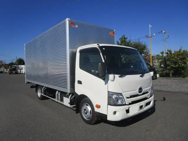 日野 デュトロ 小型 アルミバン サイドドア 2RG-XZU720Mの中古トラック画像2