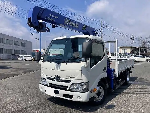 日野 デュトロ 小型 クレーン付 3段 TPG-XZU650Mの中古トラック画像1