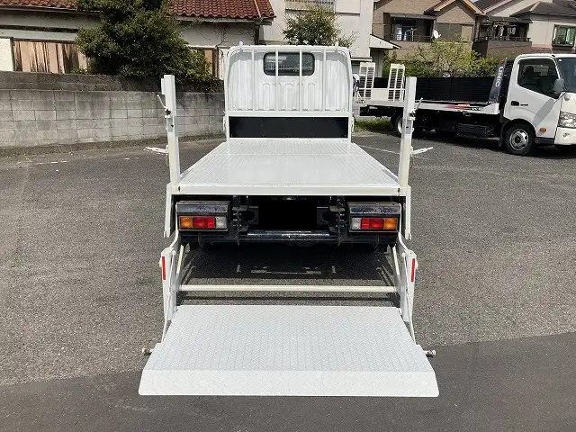 三菱 キャンター 小型 平ボディ パワーゲート 床鉄板の中古トラック画像5