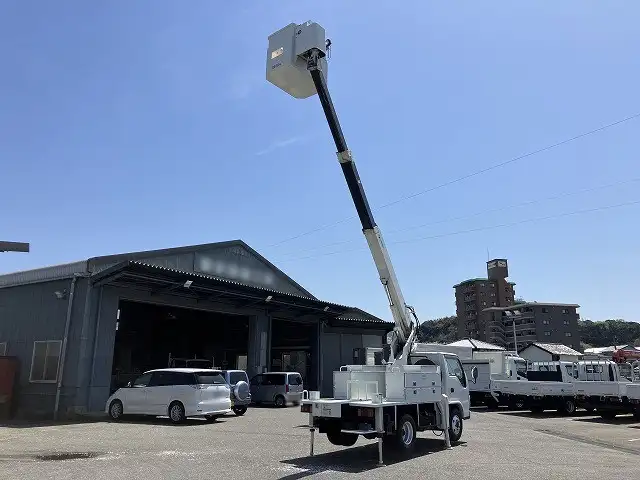 いすゞ エルフ 小型 高所・建柱車 高所作業車 BDG-NKR85Nの中古トラック画像4