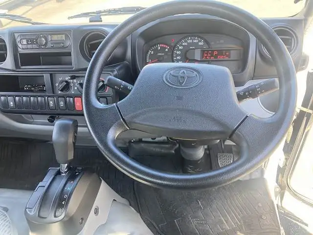 トヨタ トヨエース 小型 平ボディ TPG-XZC645 H30の中古トラック画像7