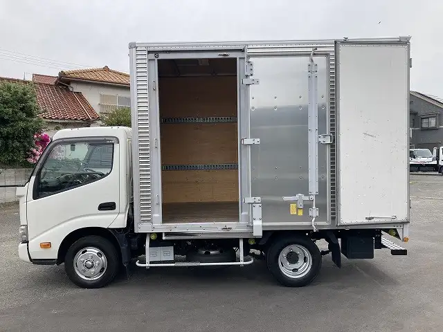 日野 デュトロ 小型 アルミバン サイドドア 2RG-XZU605Mの中古トラック画像7