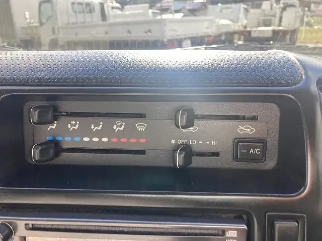 トヨタ トヨエース 小型 平ボディ QDF-KDY231 H24の中古トラック画像9