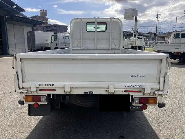 トヨタ トヨエース 小型 平ボディ QDF-KDY231 H24の中古トラック画像3