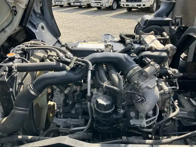いすゞ フォワード 中型/増トン 平ボディ ベッド TKG-FRR90S2の中古トラック画像18