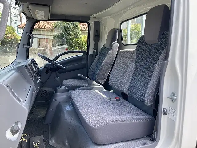 いすゞ エルフ 小型 平ボディ TRG-NNR85AR H30の中古トラック画像6