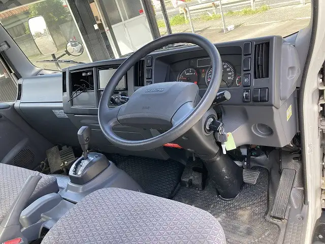 いすゞ エルフ 小型 平ボディ TRG-NNR85AR H30の中古トラック画像7