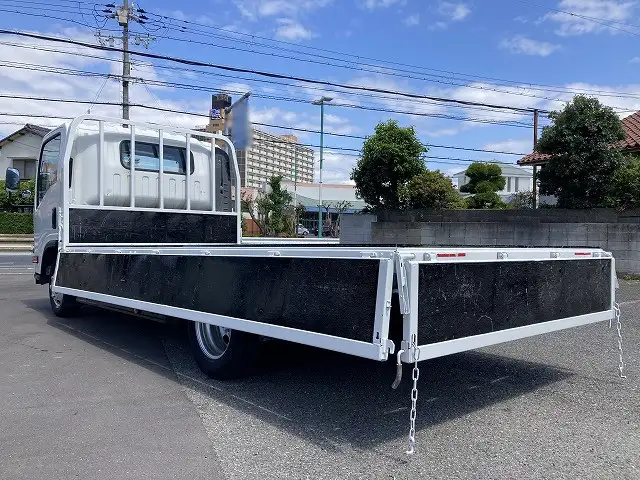 いすゞ エルフ 小型 平ボディ TRG-NNR85AR H30の中古トラック画像4