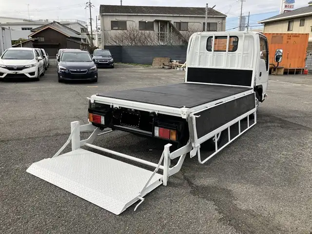 いすゞ エルフ 小型 平ボディ パワーゲート BKG-NJR85Aの中古トラック画像4