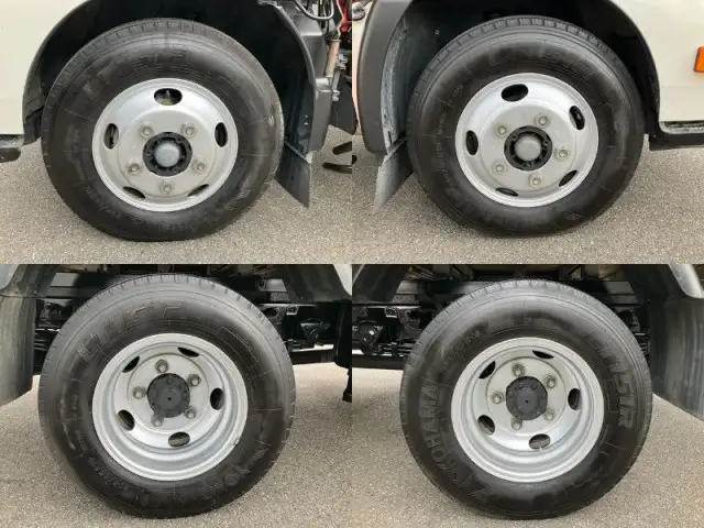 日野 デュトロ 小型 クレーン付 標準ロング TKG-XZU650M の中古