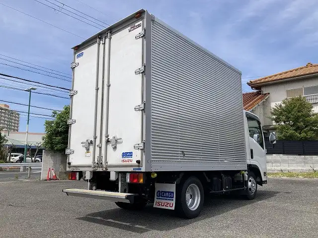 いすゞ エルフ 小型 アルミバン TRG-NLR85AN H27の中古トラック画像2