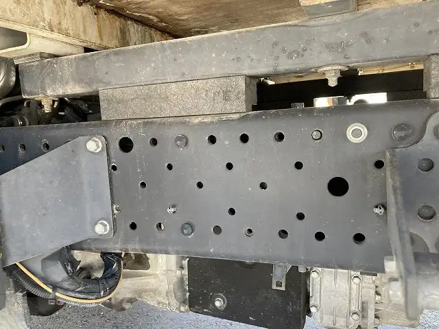 いすゞ エルフ 小型 平ボディ パワーゲート 床鉄板の中古トラック画像14