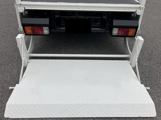 日野 デュトロ 小型 平ボディ パワーゲート 床鉄板の中古トラック画像6