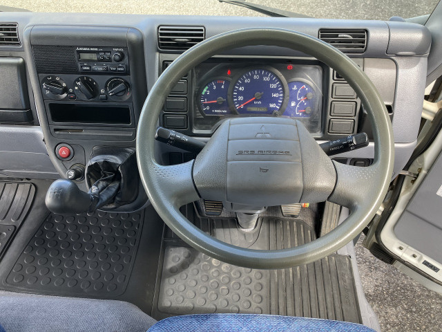 三菱 キャンター 小型 平ボディ KK-FE82CE H15の中古トラック画像8