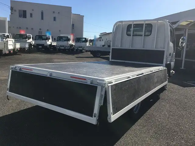 いすゞ エルフ 小型 平ボディ TRG-NJR85A H28の中古トラック画像4