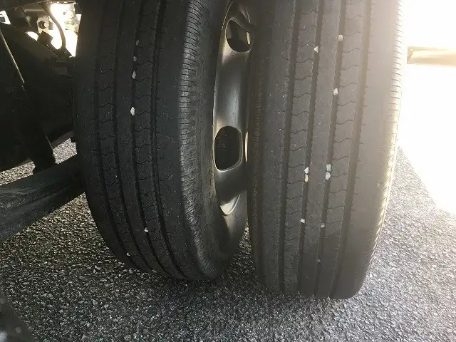 いすゞ エルフ 小型 平ボディ TRG-NJR85A H28の中古トラック画像19