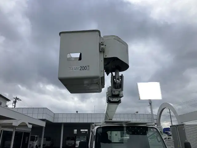 いすゞ エルフ 小型 高所・建柱車 高所作業車 電工仕様の中古トラック画像5
