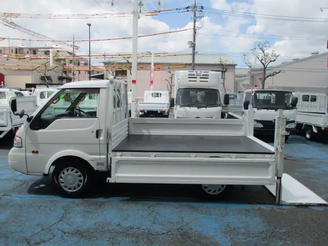 マツダ ボンゴ 小型 平ボディ パワーゲート DBF-SLP2Tの中古トラック画像9