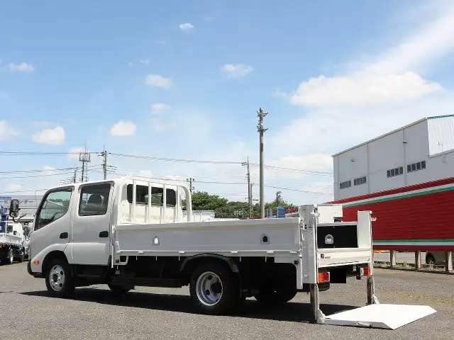 日野 デュトロ 小型 平ボディ Wキャブ パワーゲートの中古トラック画像9