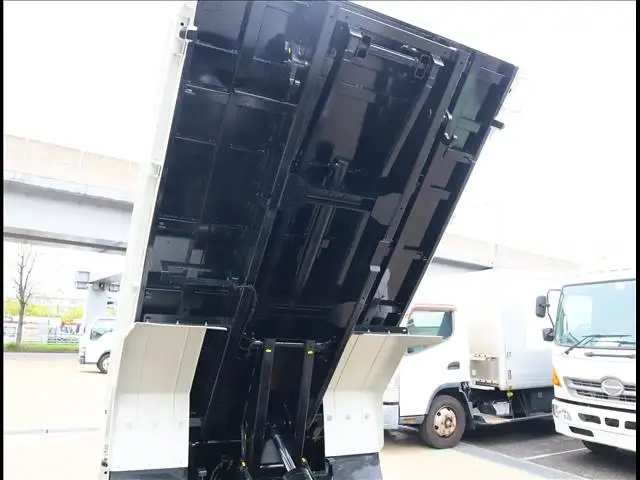 三菱 キャンター 小型 ダンプ ローダー 2RG-FBA60の中古トラック画像12