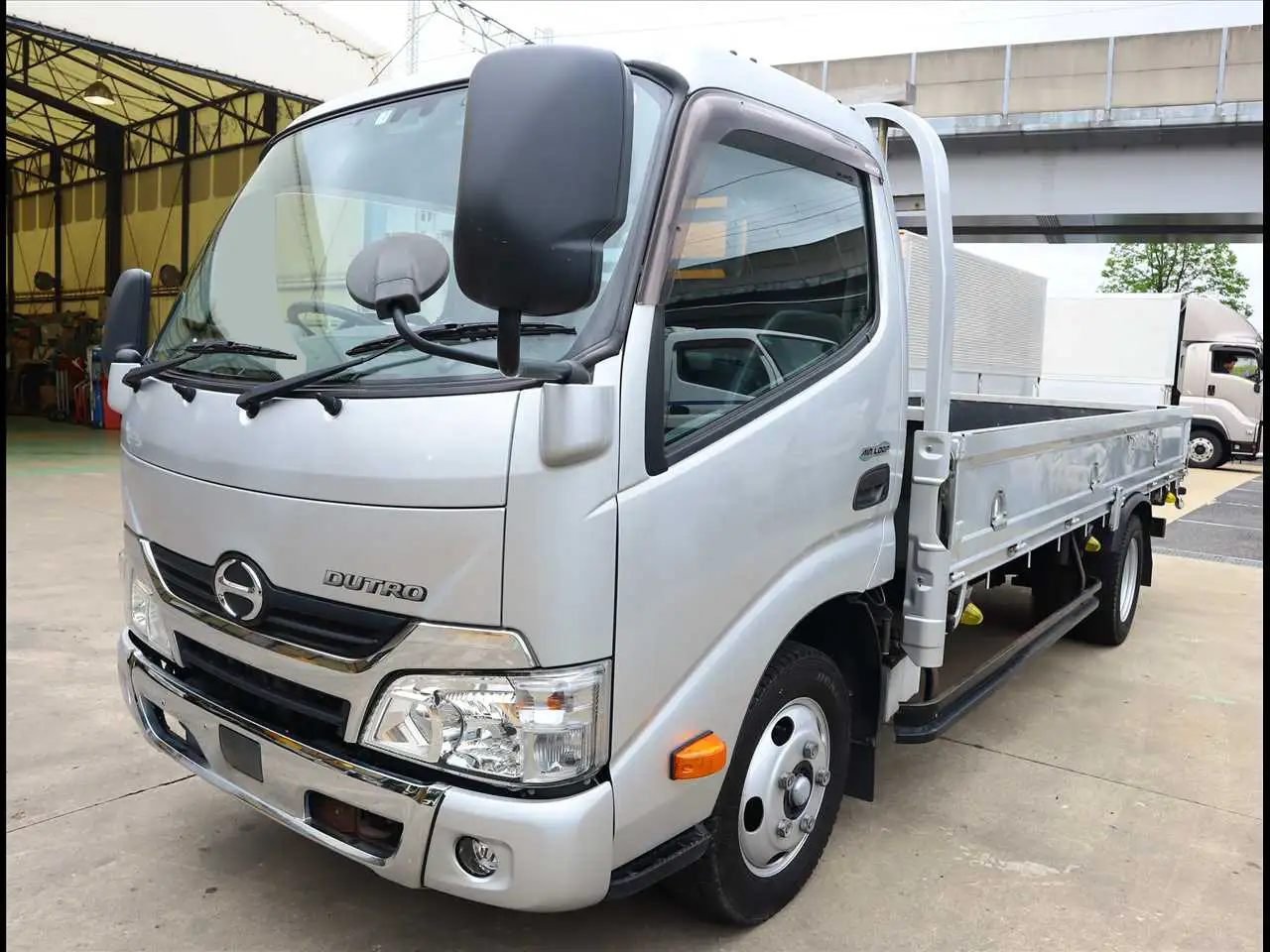 日野 デュトロ 小型 平ボディ TPG-XZU655M H31/R1 の中古トラック【車両No.165953】