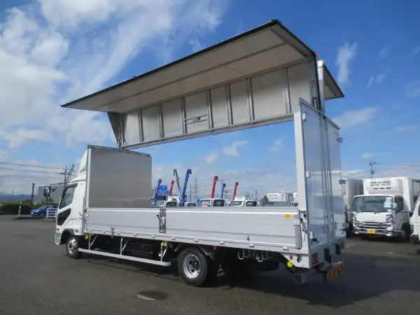 三菱 ファイター 中型/増トン ウイング エアサス ベッドの中古トラック画像11