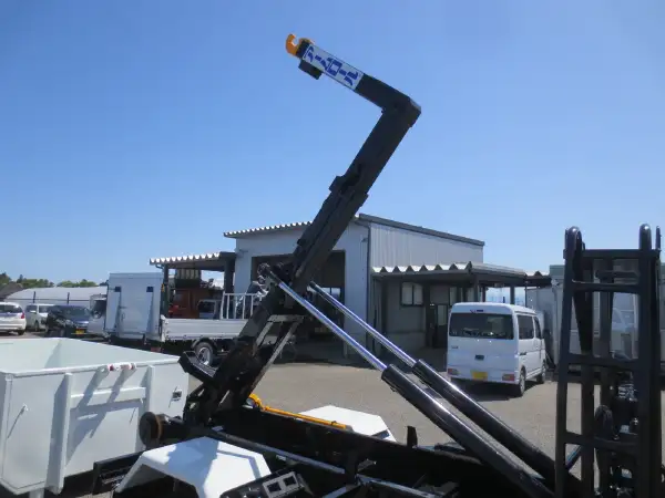 三菱 キャンター 小型 アームロール 2RG-FBAV0 R6の中古トラック画像12