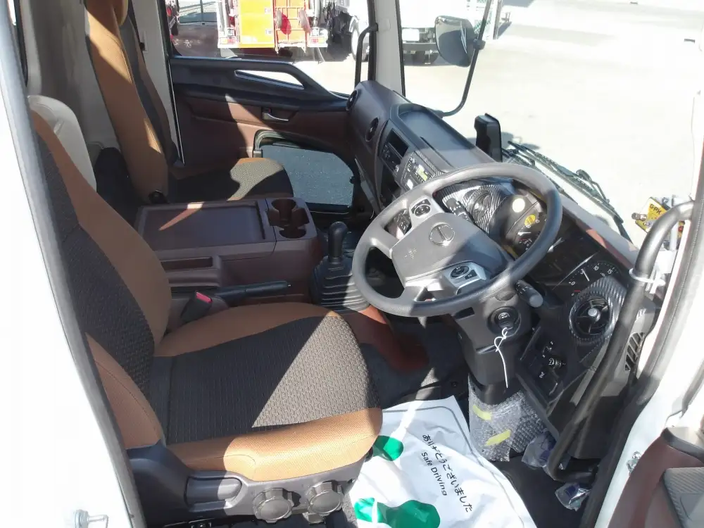 日野 レンジャー 中型/増トン パッカー車 プレス式 2KG-GC2ABAの中古トラック画像13