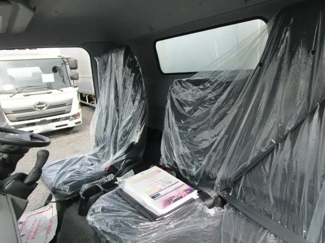 三菱 キャンター 小型 冷凍冷蔵 低温 スタンバイの中古トラック画像12