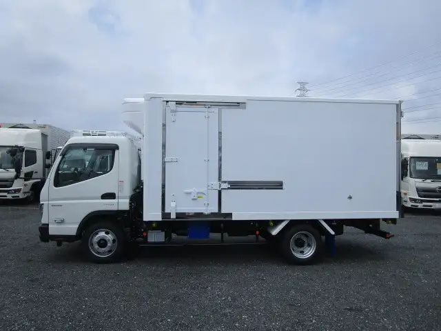三菱 キャンター 小型 冷凍冷蔵 低温 スタンバイの中古トラック画像7