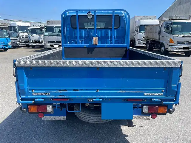 トヨタ トヨエース 小型 平ボディ Wキャブ QDF-KDY231の中古トラック画像4